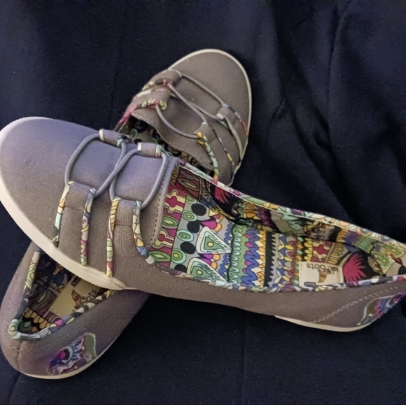 Sakroots Shoes - Sakroots Flats **NEW**